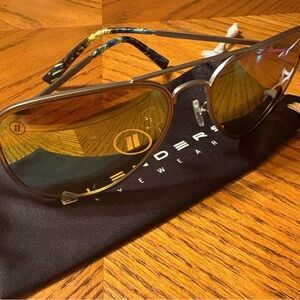 Blenders Eyewear Kiwi Dreams Aviator Polarized Sunglasses